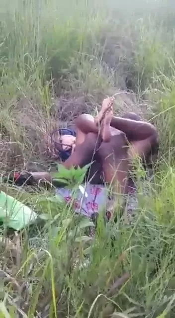 352px x 640px - Another Zim man caught caught Fucking Married Woman in the Bushes | Kenya  Adult Blog